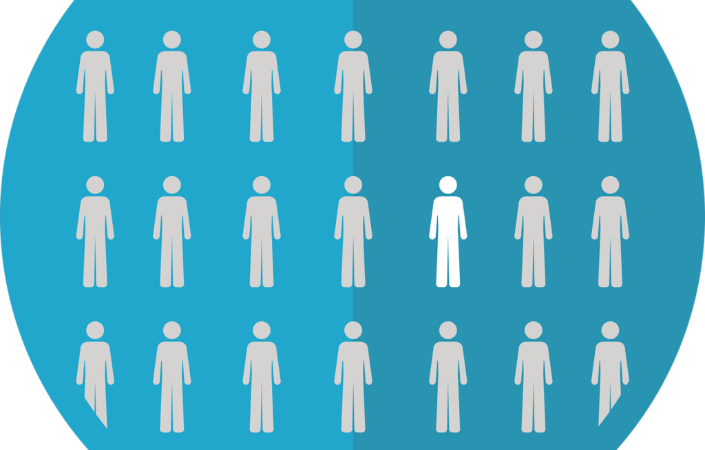 Círculo Azul con siluetas personas