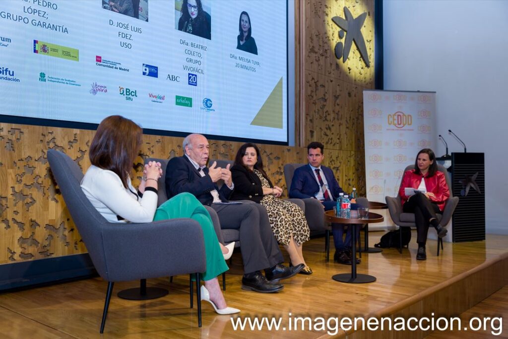 jornada ceddd facilitando la vida laboral de las personas con discapacidad en el caixaforum de madrid