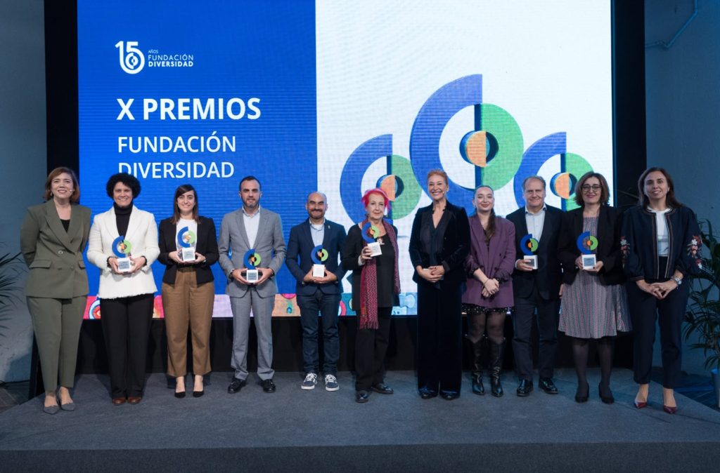 Foto de familia de los X Premios Fundación Diversidad